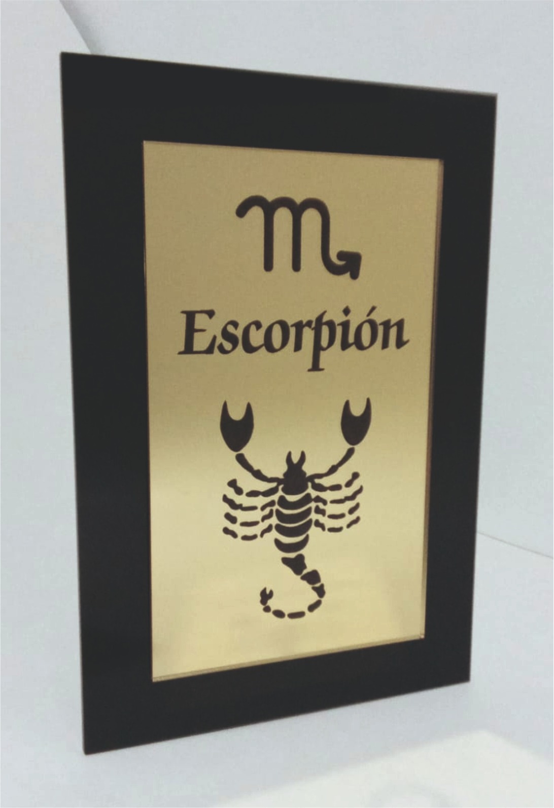 Cuadro de mesa de Escorpión
